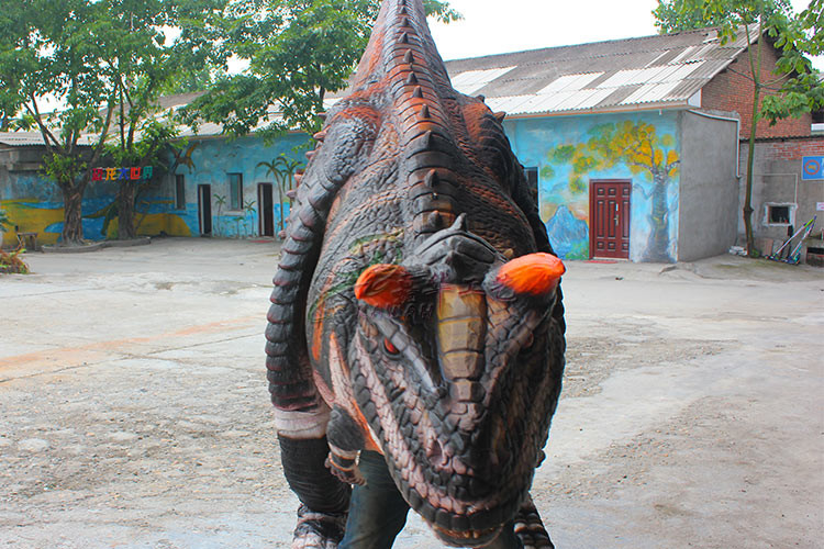 Soft Silicone Rubber Realistic Dinosaur Costume , Realistic Raptor Suit